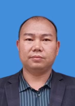 文山第一分公司总经理——周玻